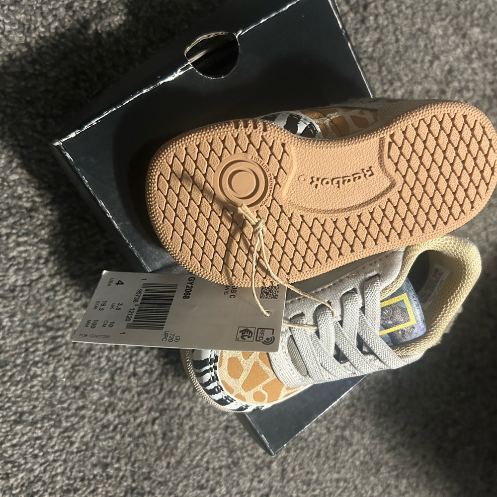 Reebok Infant Sneakers with Giraffe Pattern